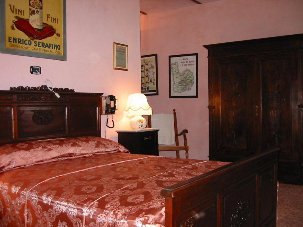 La Briccola Villa Diano d'Alba Bilik gambar